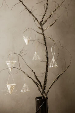 Ferm LIVING Paper Tassels Christmas Decoration Ø10 Cm 3-pack -Bloomingville Decor Store 505209 01 5 EnvironmentImage 7e312fa05c