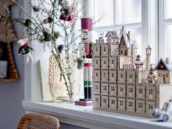 Bloomingville Richie Christmas Calender 33x38 Cm -Bloomingville Decor Store 505495 01 4 EnvironmentImage 0f122327e1