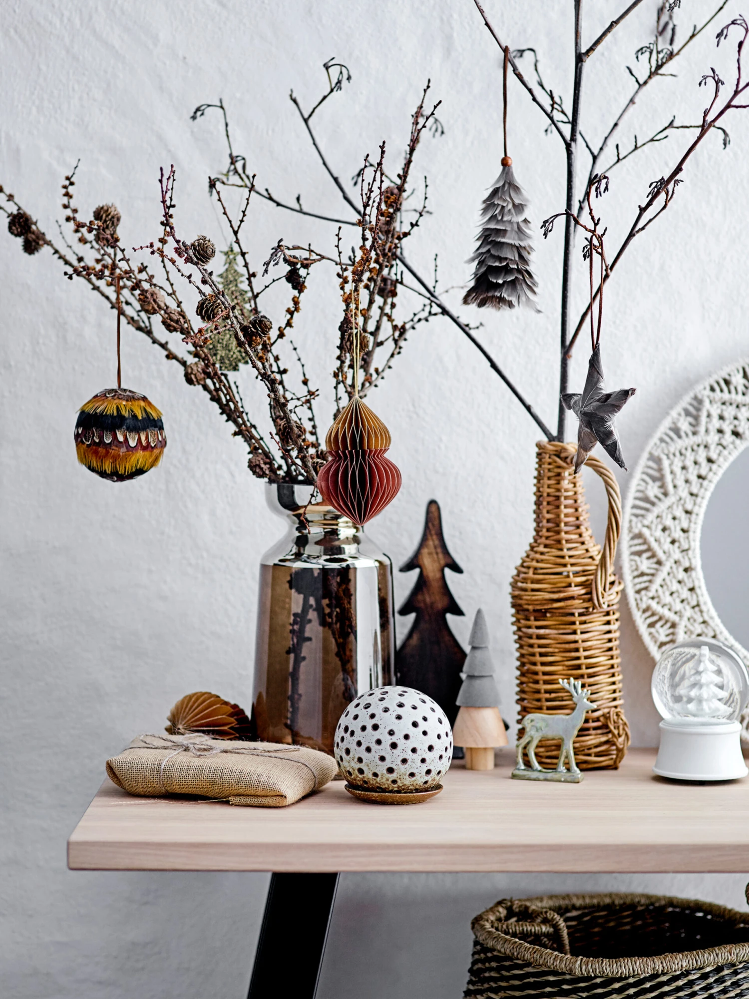 Bloomingville Misba Christmas Bauble Ø9 Cm 4 Pieces 2 Bloomingville Misba Christmas Bauble Ø9 Cm 4 Pieces - Image 2