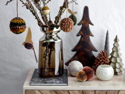 Bloomingville Misba Christmas Bauble Ø9 Cm 4 Pieces 11 Bloomingville Misba Christmas Bauble Ø9 Cm 4 Pieces -Bloomingville Decor Store 505508 01 4 EnvironmentImage ba5ca4ad59