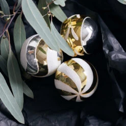 House Doctor Glowi Christmas Tree Bauble Ø6 Cm 6-pack -Bloomingville Decor Store 513317 01 6 EnvironmentImage a179e93d89