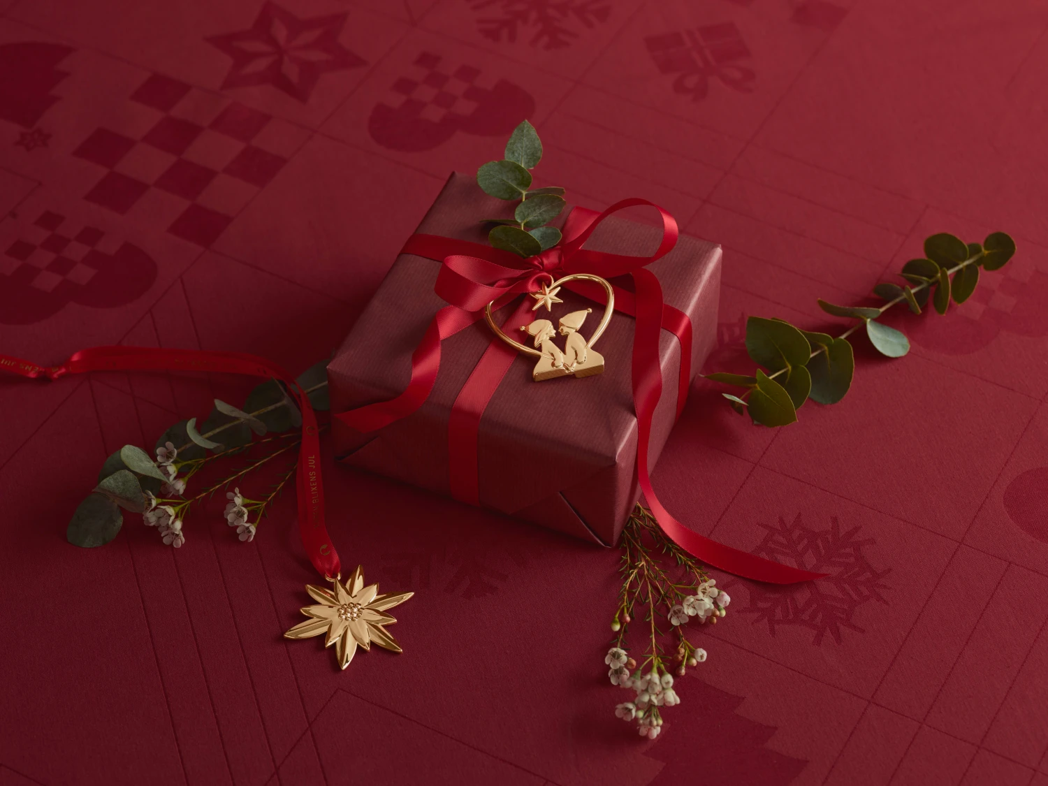 Rosendahl Karen Blixen Christmas Decoration Winter Flower 3 Rosendahl Karen Blixen Christmas Decoration Winter Flower - Image 3