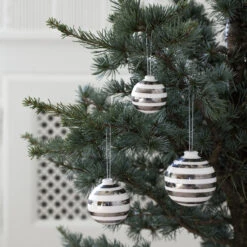 Kähler Omaggio Christmas Baubles 3-pack -Bloomingville Decor Store p 25145 01 03 6029ed9316